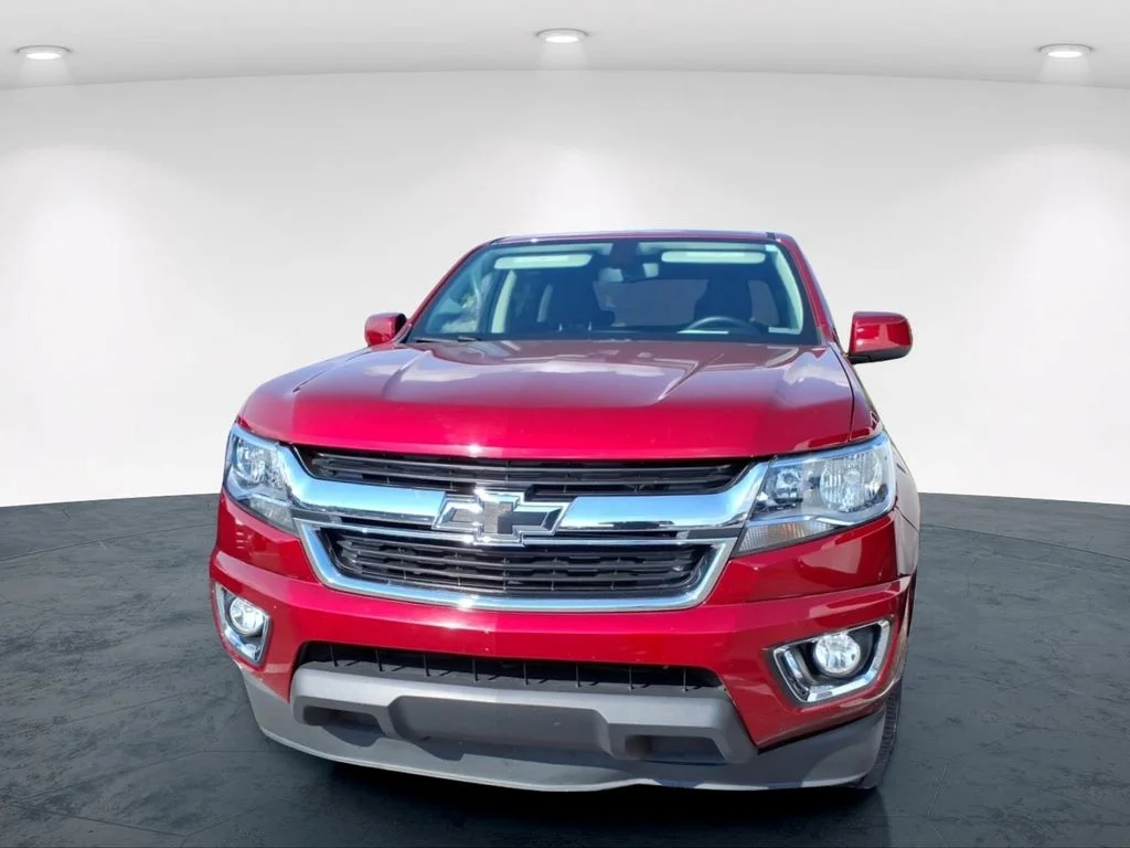 Used 2019 Red Chevrolet LT image 6
