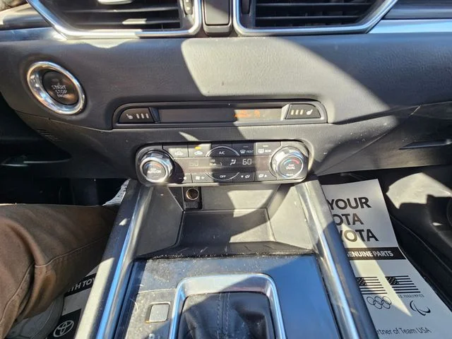 Used 2018 Sonic Silver Metallic Mazda Grand Touring image 13