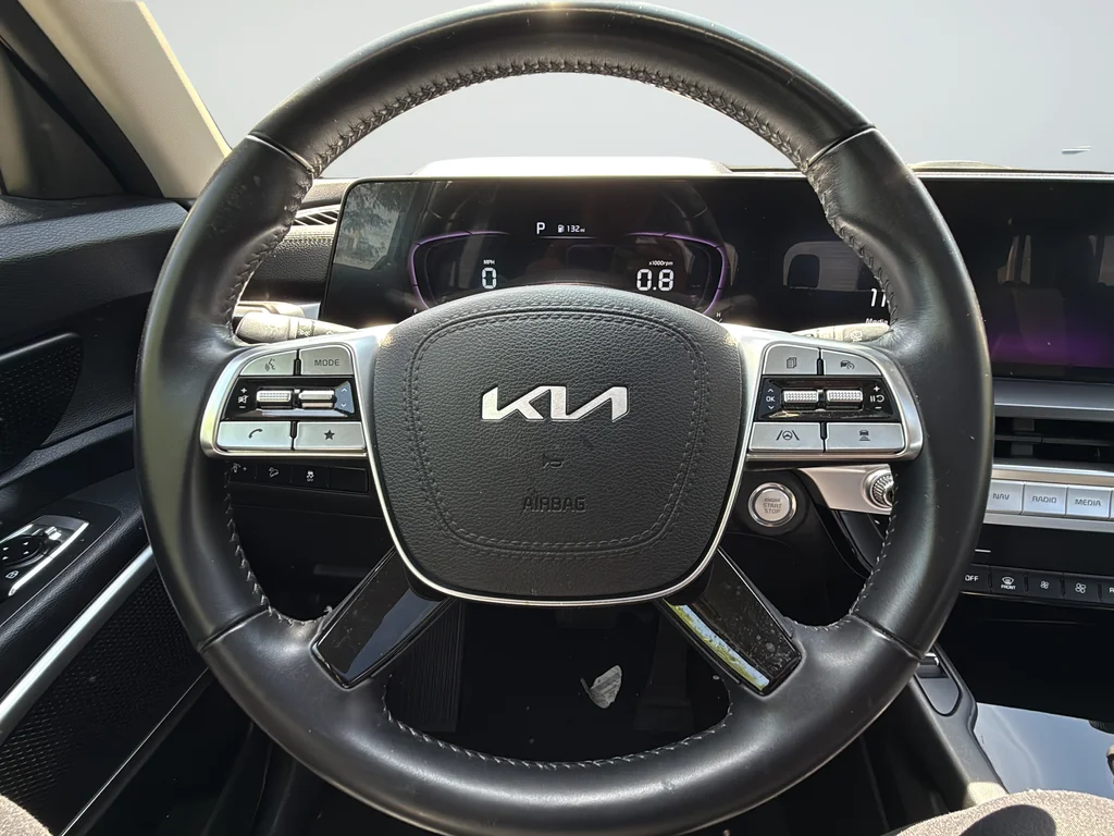 Used 2023 Gray Kia S image 24
