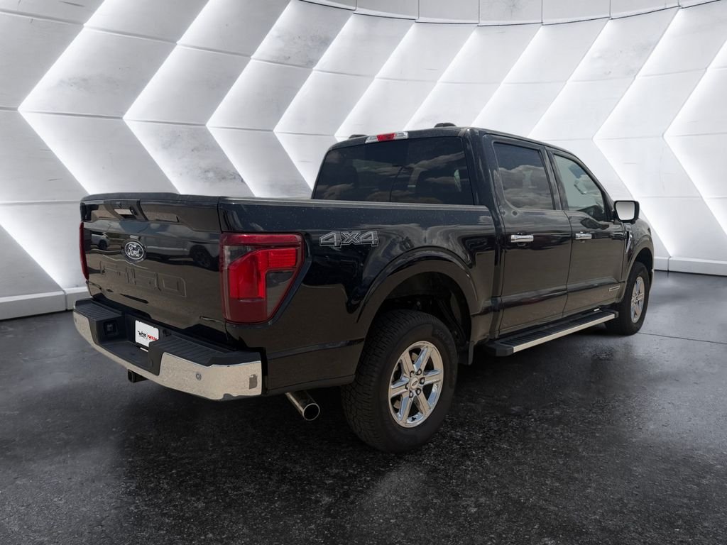 Used 2024 Black Ford XLT image 4