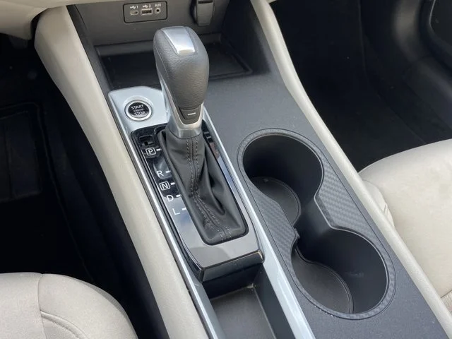 2025 Nissan Altima SV - Photo 19