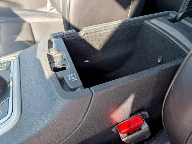 Used 2018 Black Jeep Summit image 26