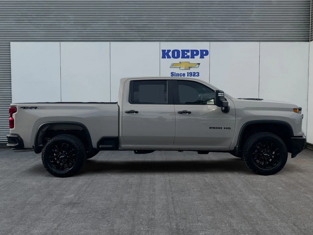 New 2026 White Sands Chevrolet Custom image 6