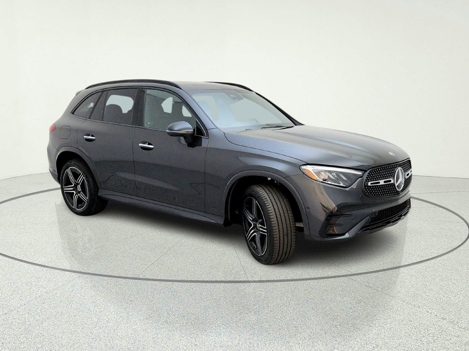 New 2026 Graphite Grey Metallic Mercedes-Benz GLC 300 SUV image 26