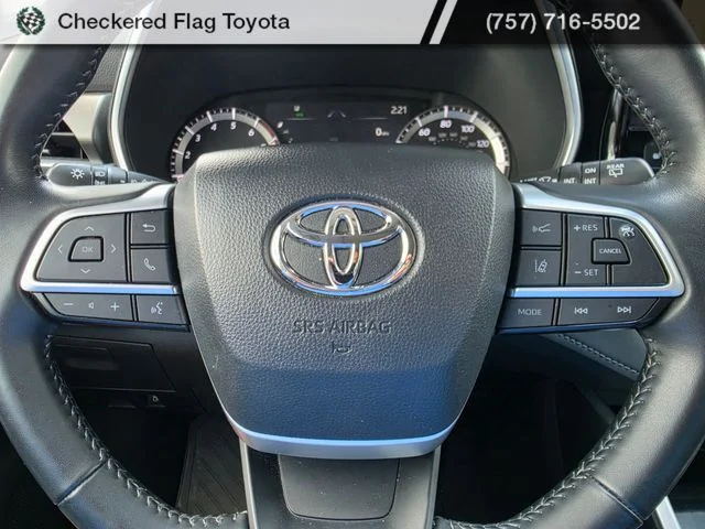 Used 2023 Magnetic Gray Metallic Toyota XLE image 15
