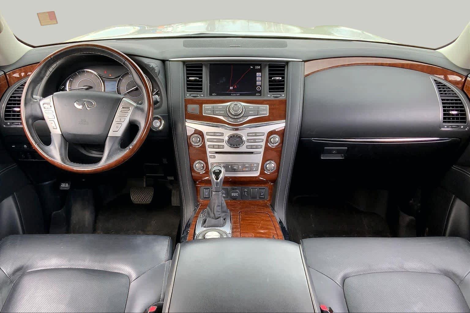 Used 2019 Liquid Platinum INFINITI LUXE image 16