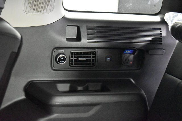New 2027 White Hyundai Limited image 35