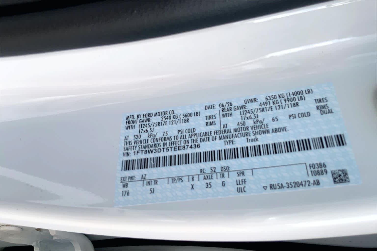 New 2026 Star White Metallic Tri-Coat Ford F-350® Lariat® image 21