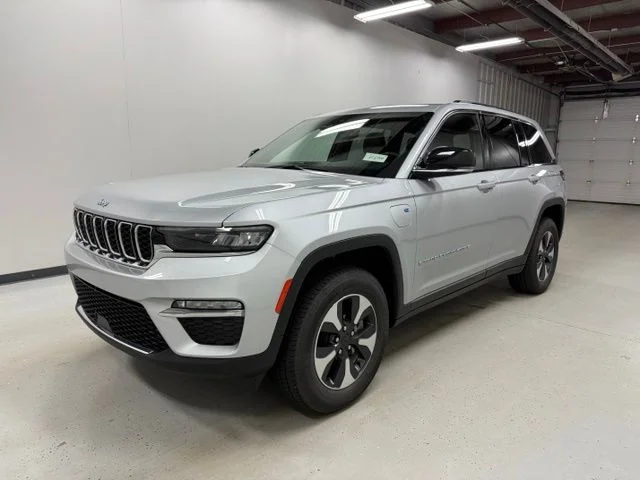 Certified Used 2024 Silver Jeep 4xe image 1