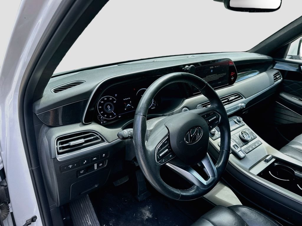 Used 2021 White Hyundai Calligraphy image 9