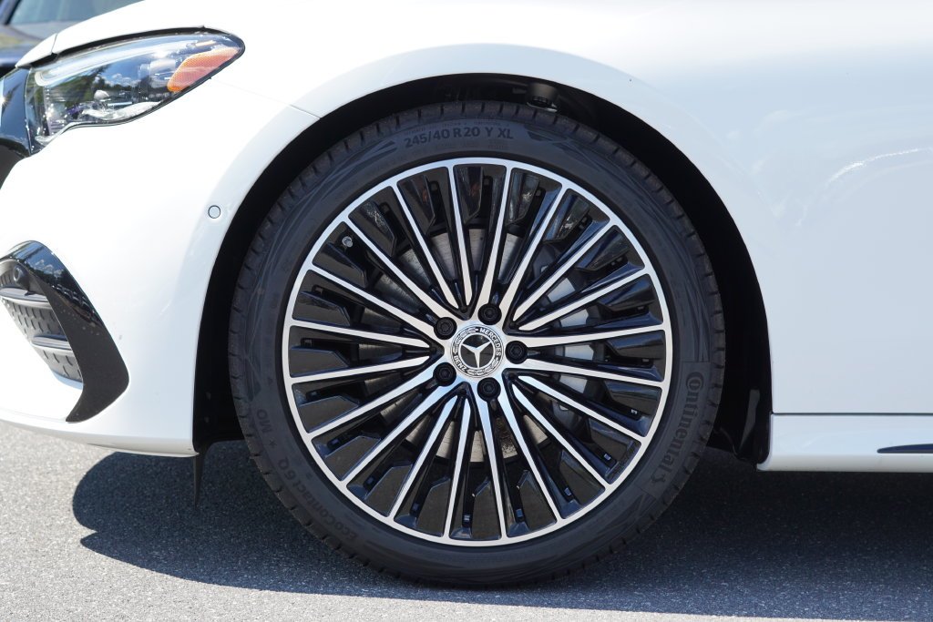 Used 2027 Polar White Mercedes-Benz E 350 image 9
