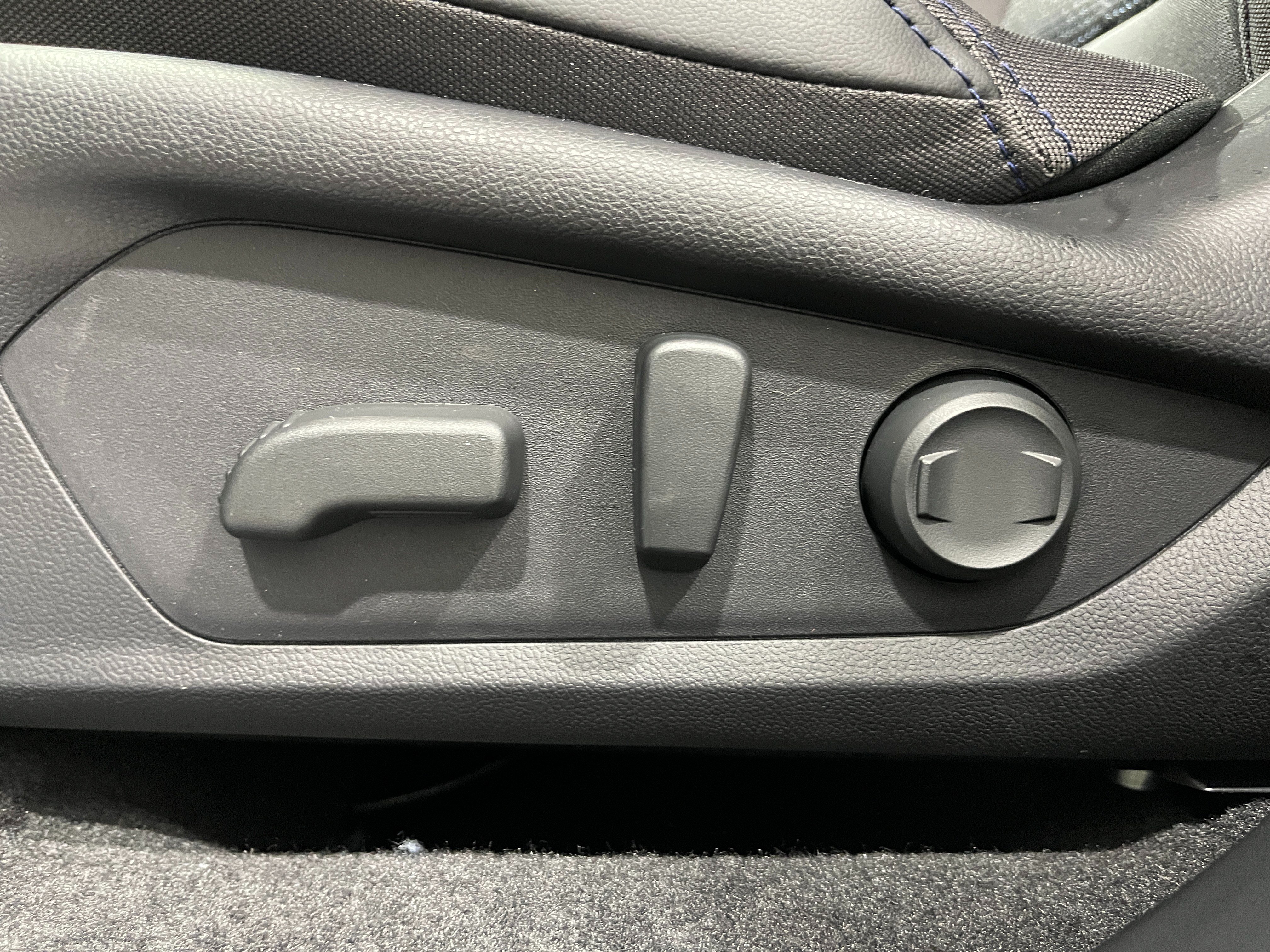 New 2026 MAGNETITE GRAY METALLIC Subaru Premium image 13