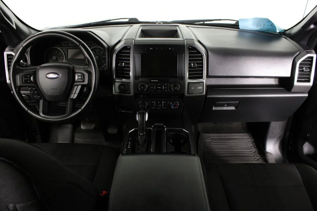 Used 2018 Gray Ford XLT image 20