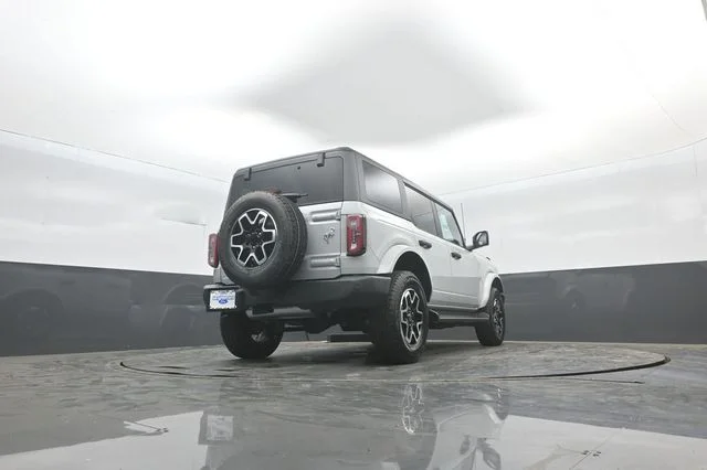 New 2026 Avalanche Gray Ford Outer Banks® image 31