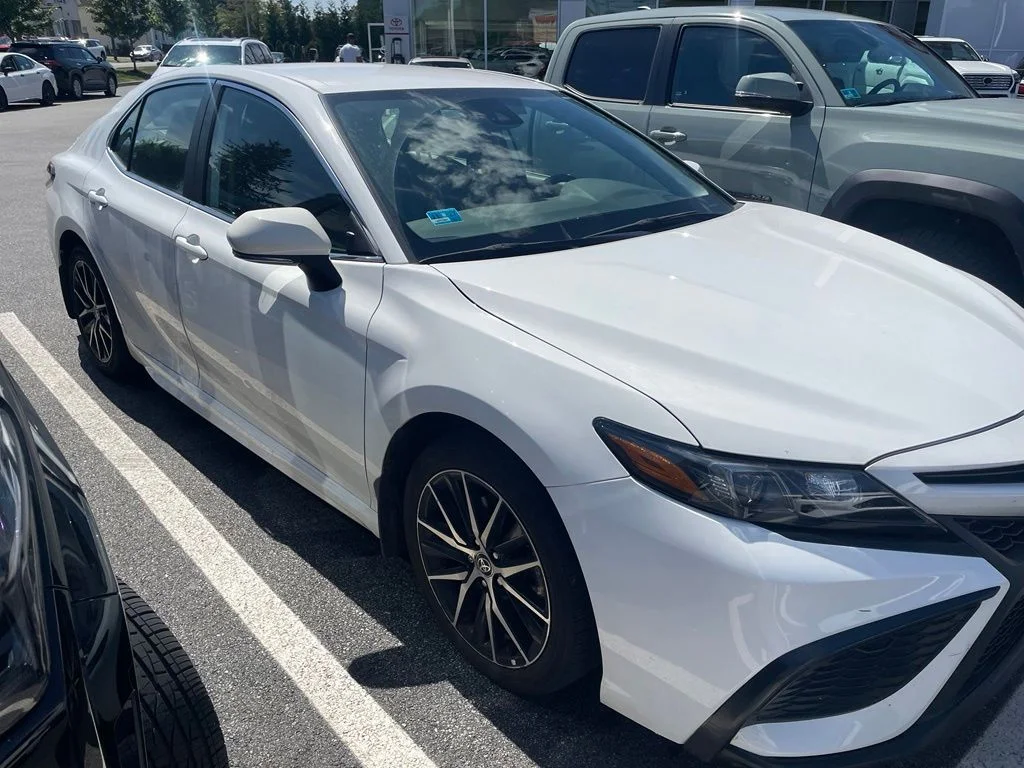 Used 2024 White Toyota SE image 1