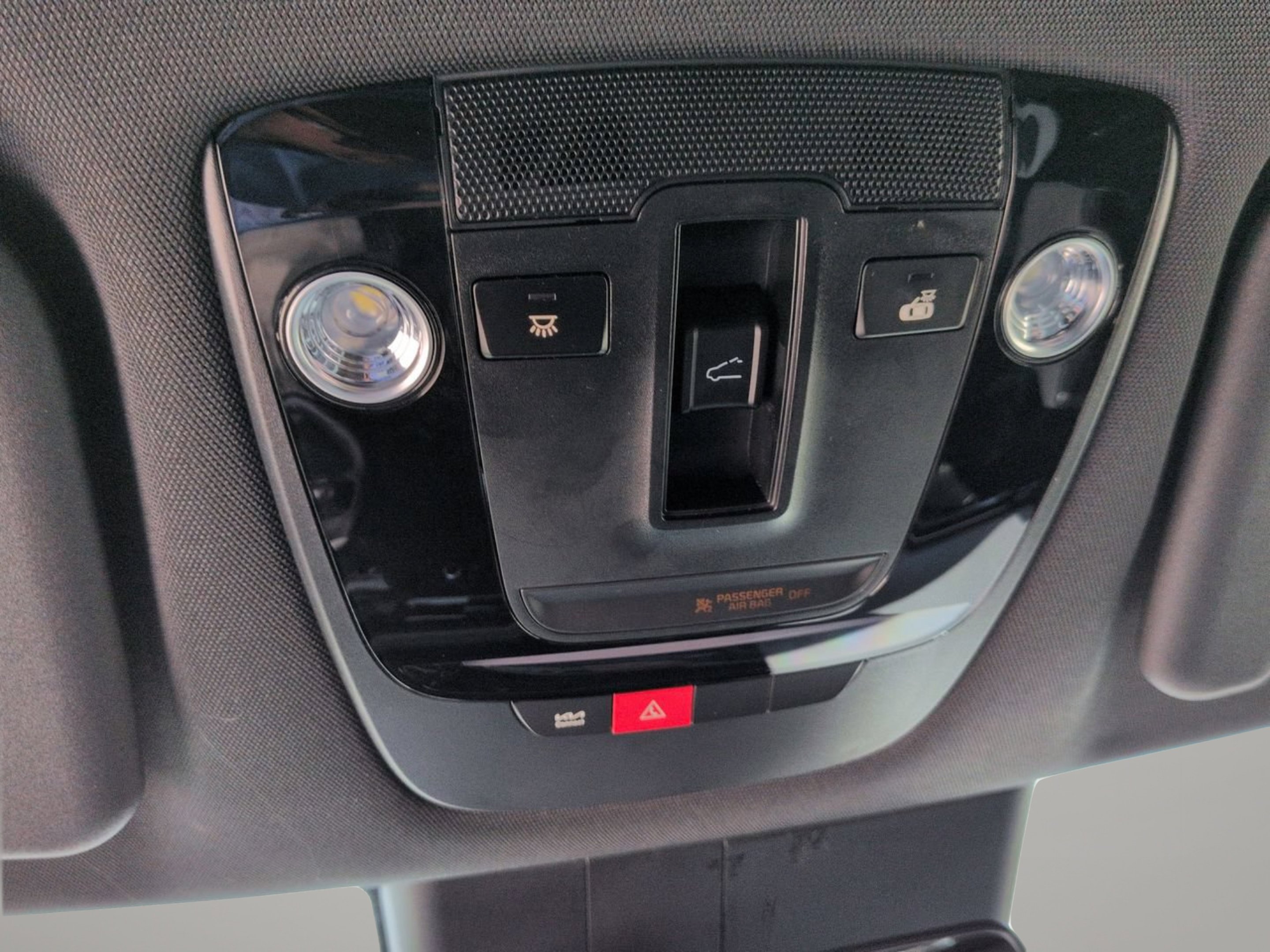 Certified Used 2025 Wolf Gray Kia GT-Line image 20