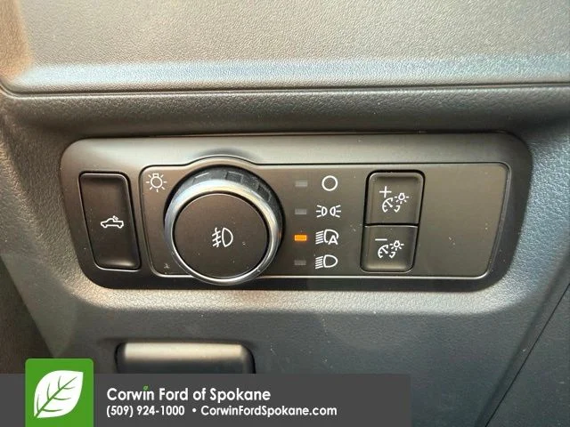 New 2026 Oxford White Ford STX® image 22