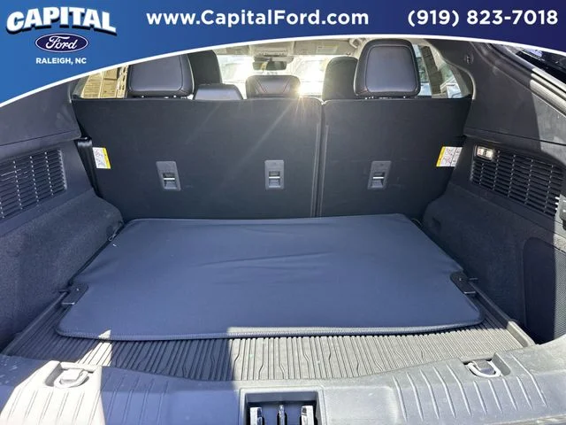 Used 2025 Black Ford Premium image 16