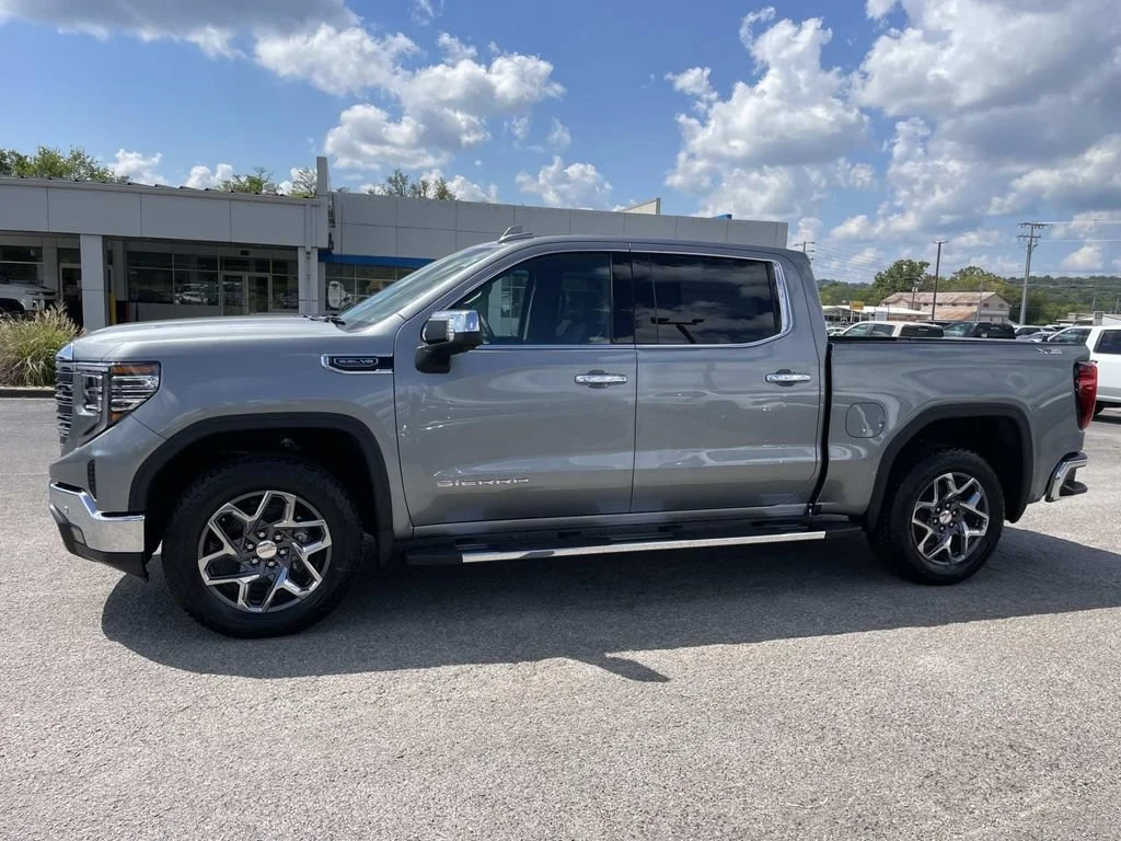 New 2026 Sterling Metallic GMC SLT image 7