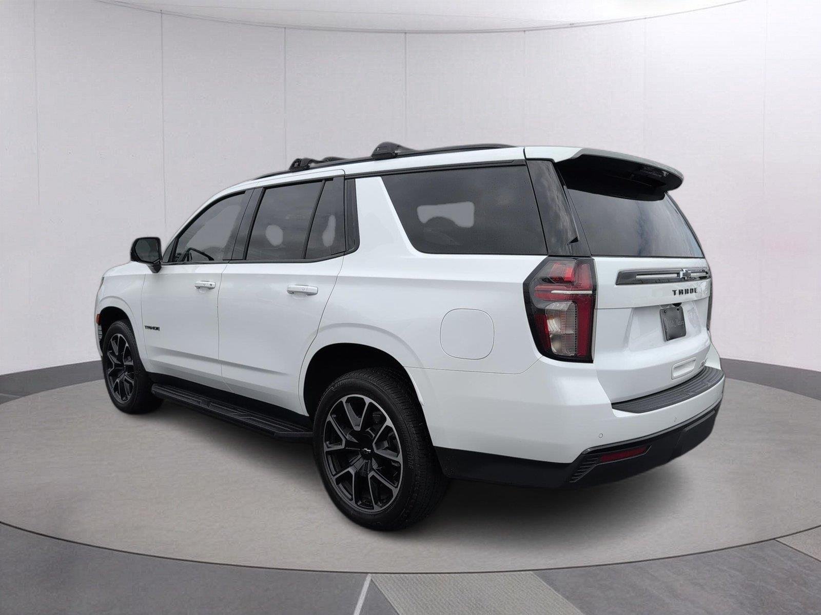 Used 2023 SUMMIT WHITE Chevrolet RST image 5