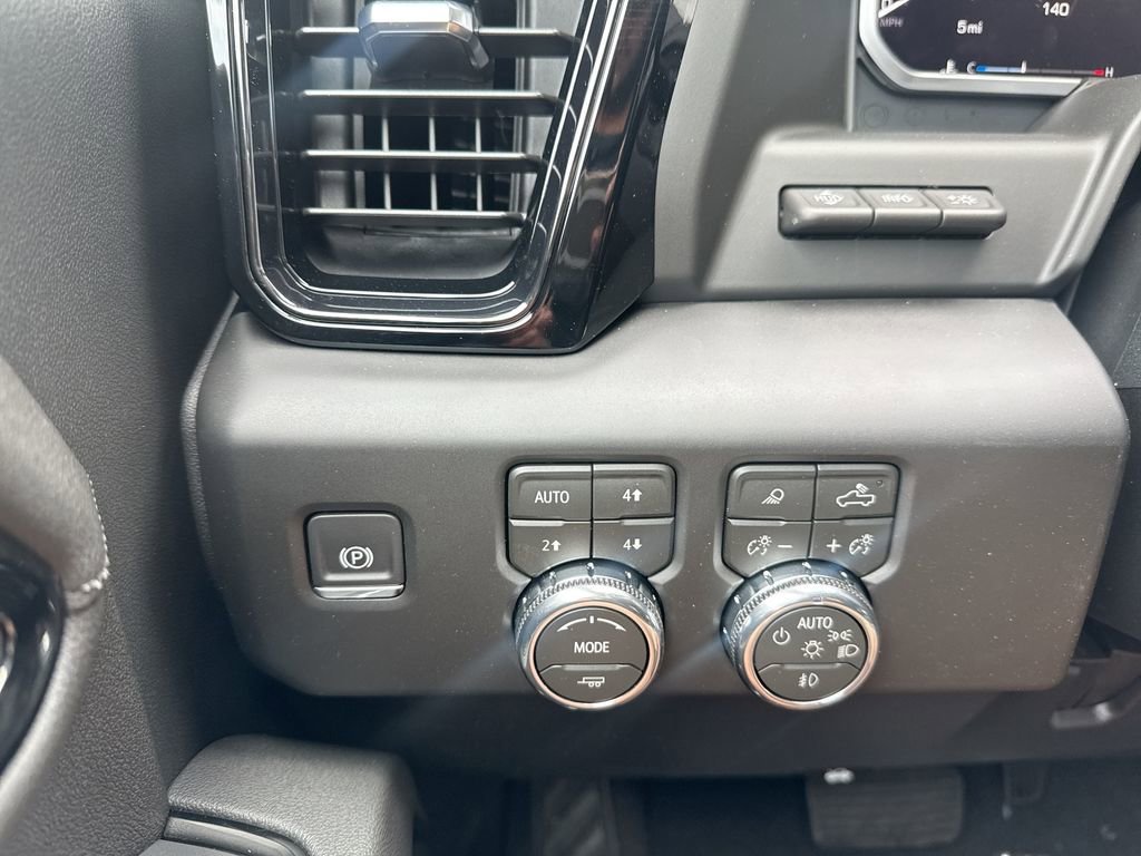2026 GMC Sierra 2500HD AT4 - Photo 18