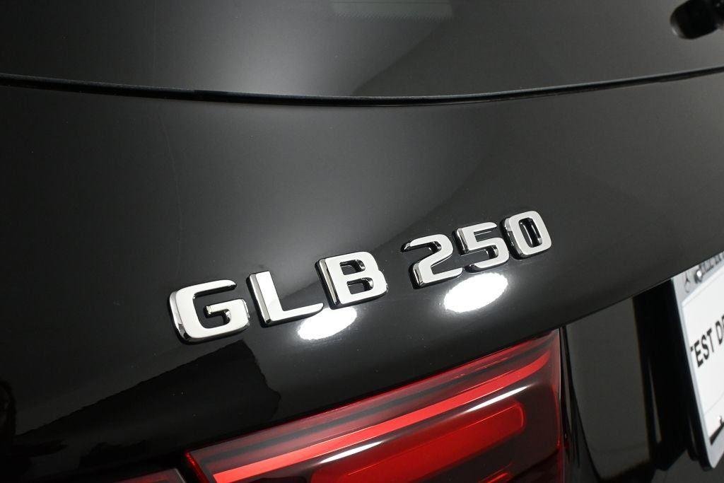New 2026 Night Black Mercedes-Benz GLB 250 image 29