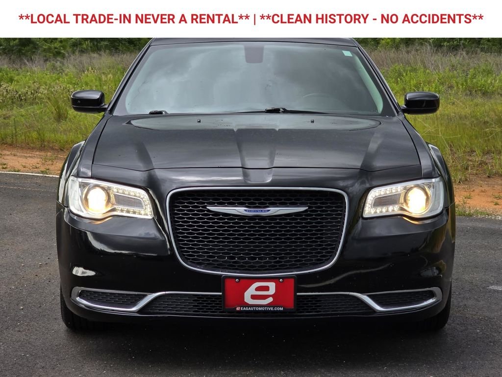 Used 2018 Gloss Black Chrysler Touring image 2
