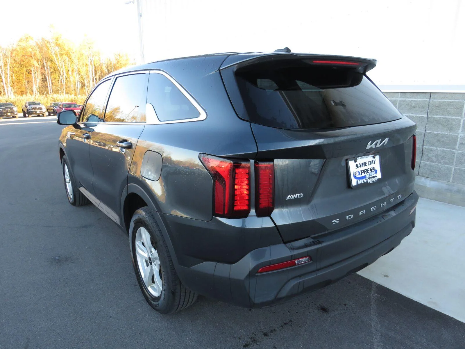 Used 2022 Gravity Gray Kia LX image 15