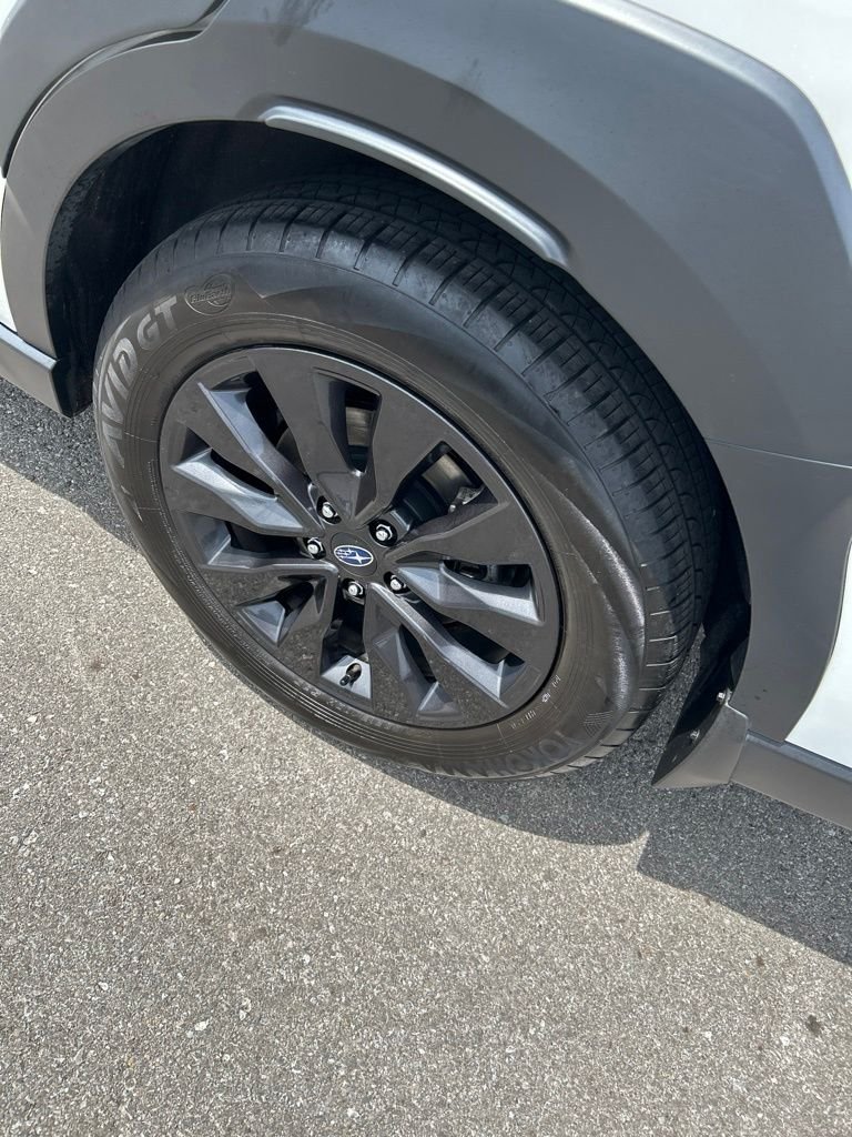Certified Used 2025 White Subaru Onyx Edition image 15