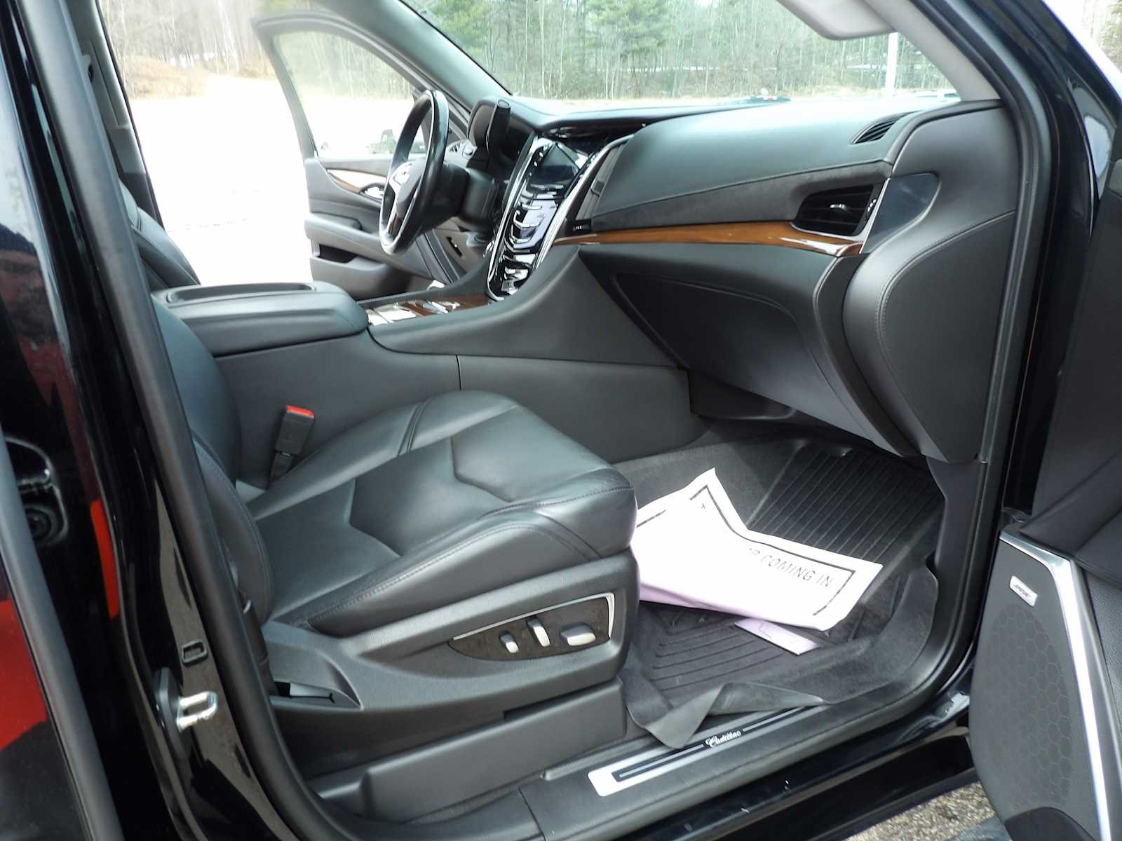 2020 Cadillac Escalade Premium Luxury - Photo 14