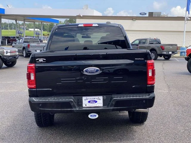 Certified Used 2023 Black Ford XLT image 4