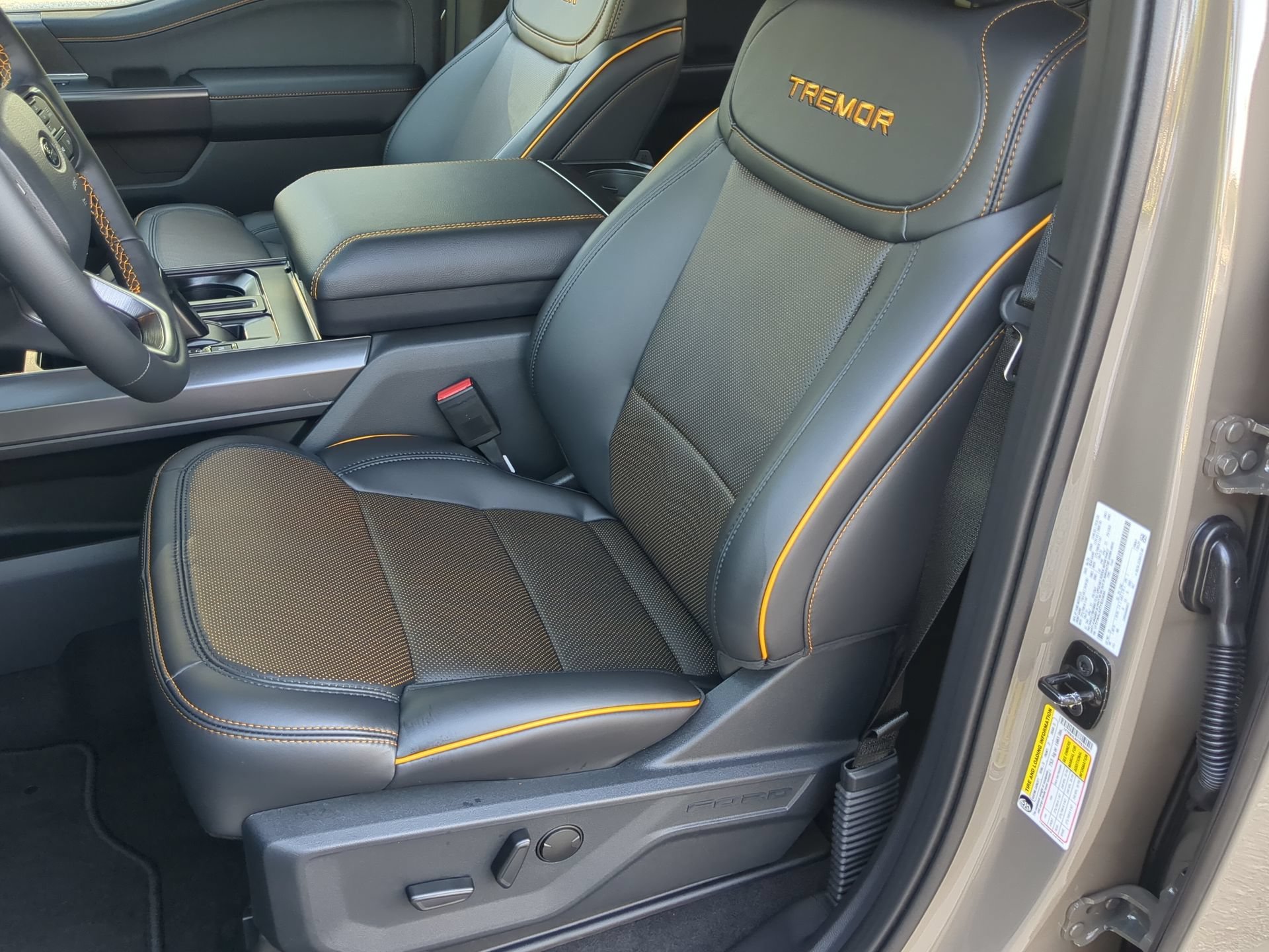 New 2026 Marsh Gray Ford Tremor® image 53
