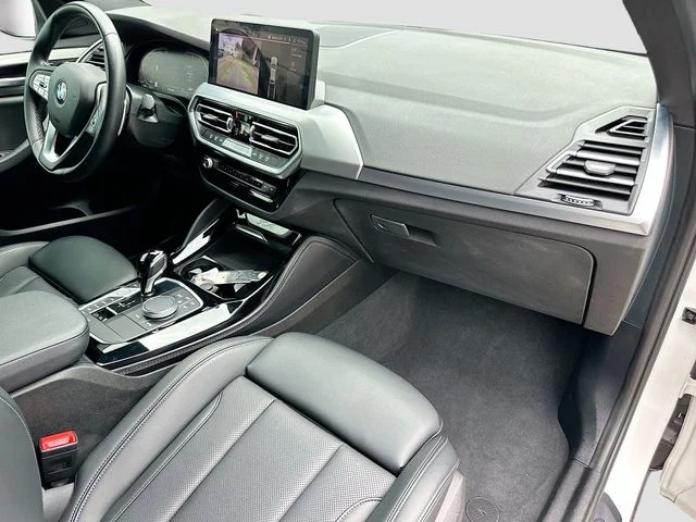 Used 2023 White BMW xDrive30i image 29