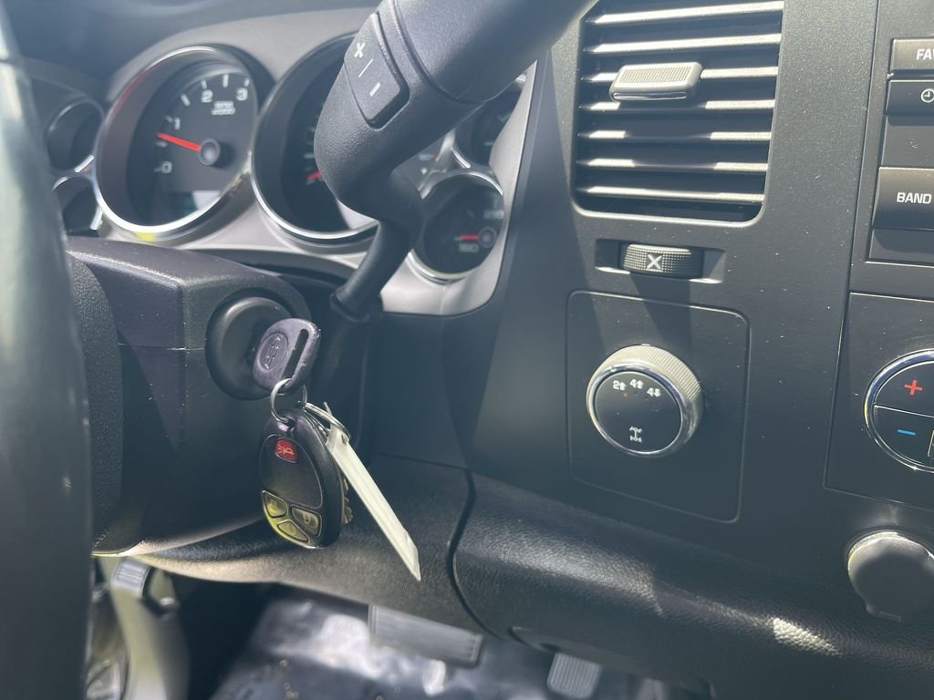Used 2014 Black Chevrolet LT image 22