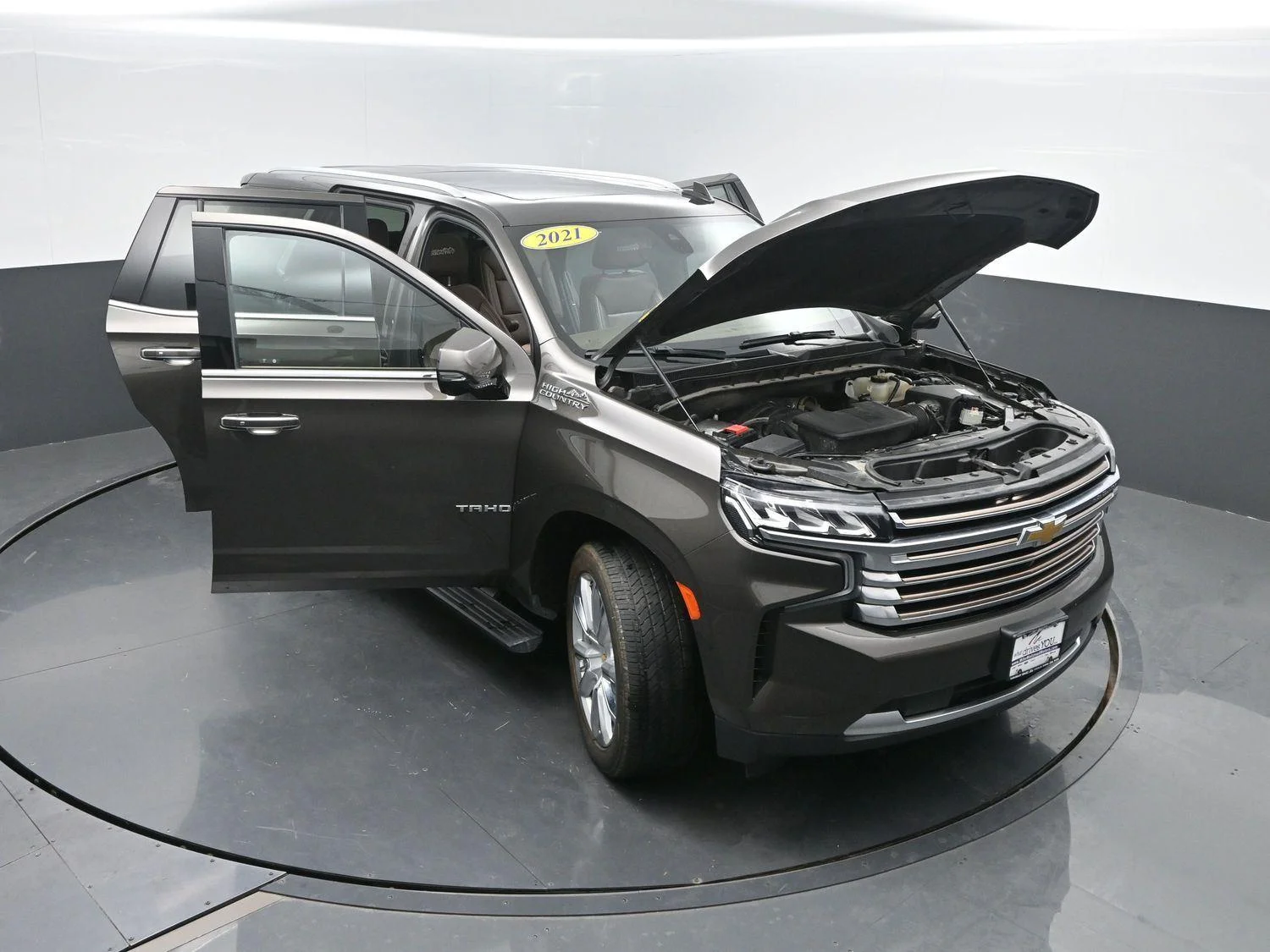 Used 2021 Graywood Metallic Chevrolet High Country image 49