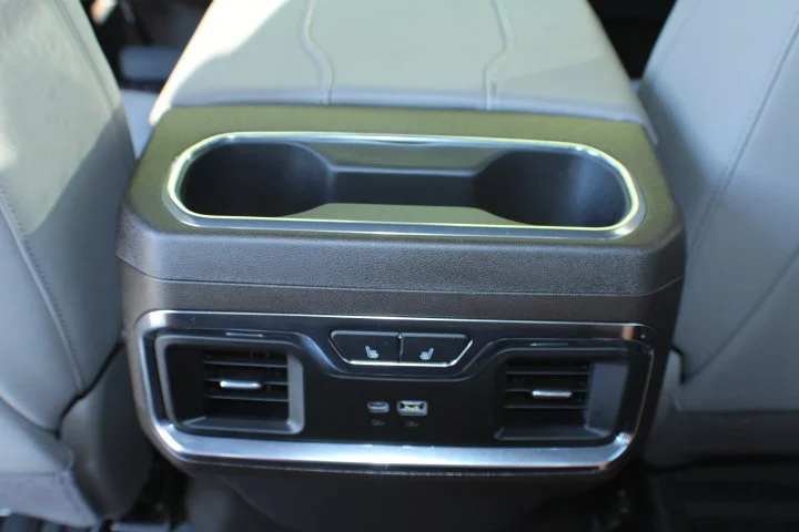 Certified Used 2026 Glacier White Tricoat GMC SLT image 20