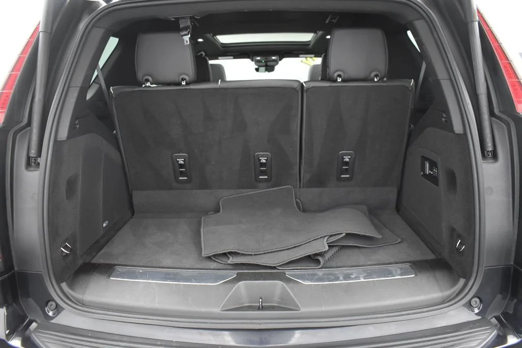 Used 2022 Galactic Gray Metallic Cadillac Sport image 9