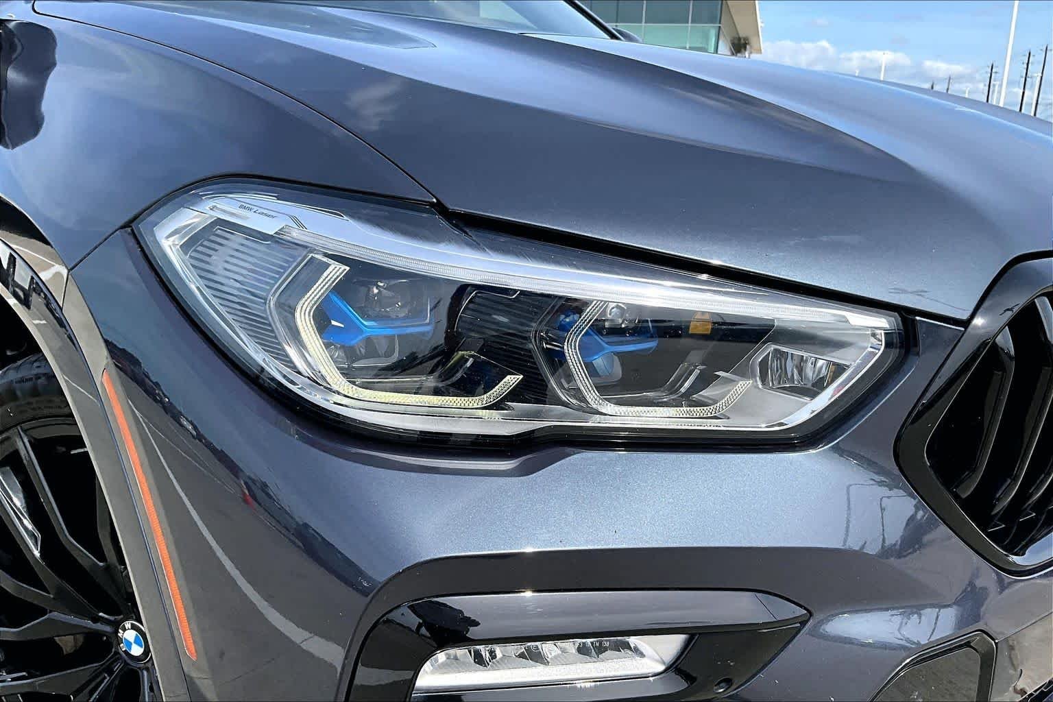 Used 2021 Arctic Gray Metallic BMW xDrive40i image 27