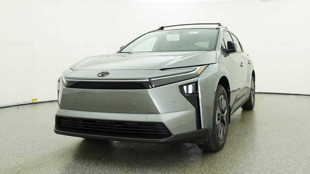 New 2026 Heavy Metal Toyota XLE image 4