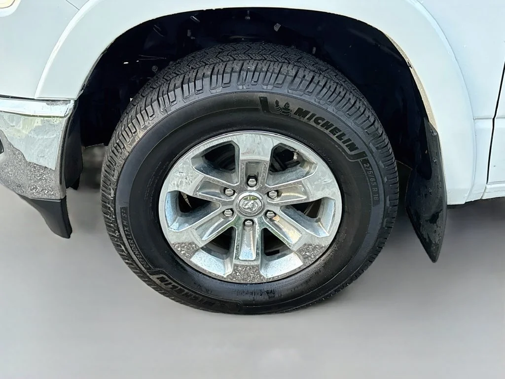 Certified Used 2020 Bright White Clearcoat Ram Laramie image 22