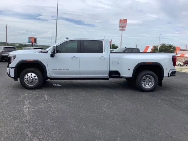 2026 GMC Sierra 3500HD Denali Ultimate - Photo 8