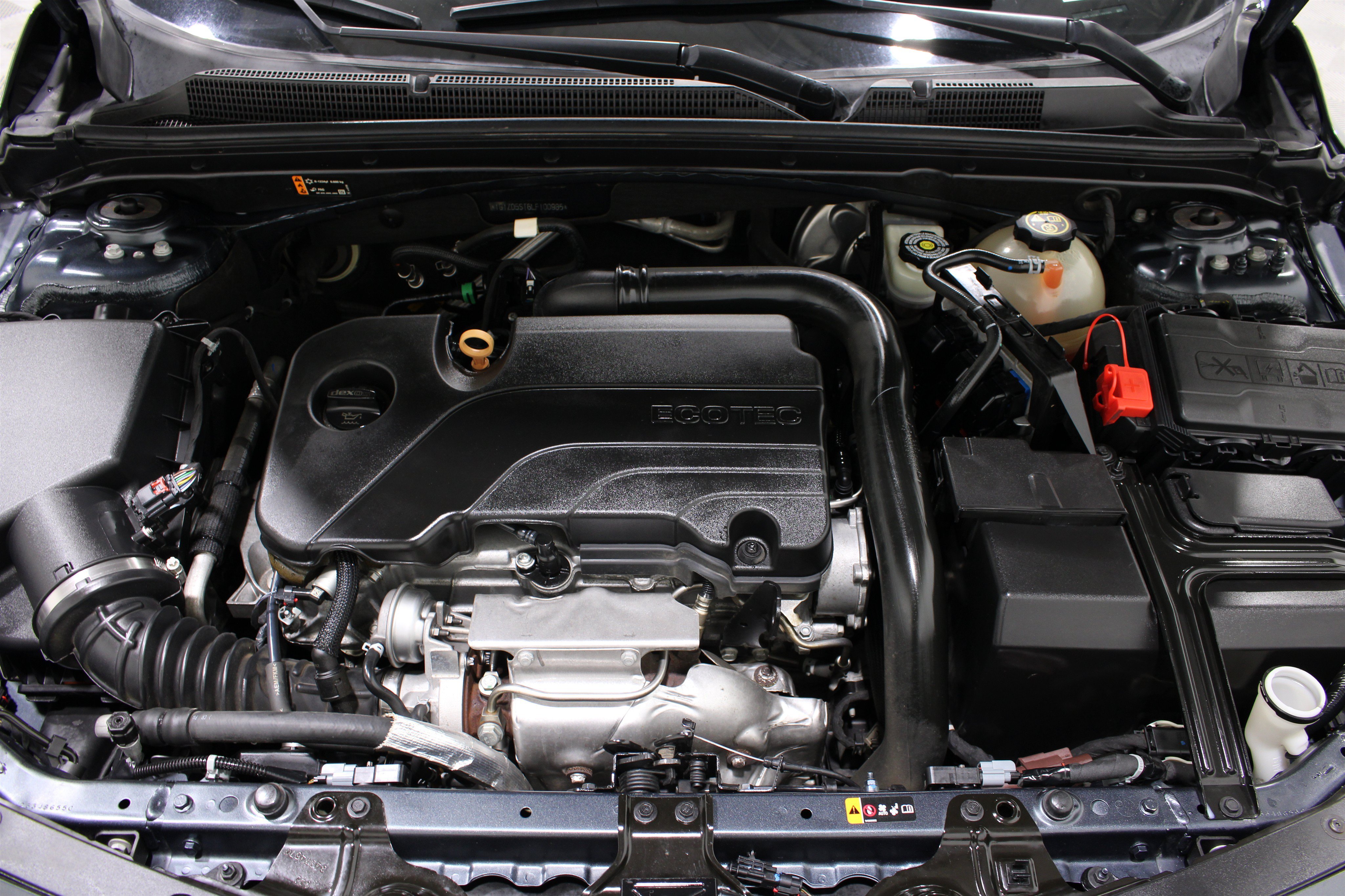 Used 2020 Shadow Gray Metallic Chevrolet LT image 41