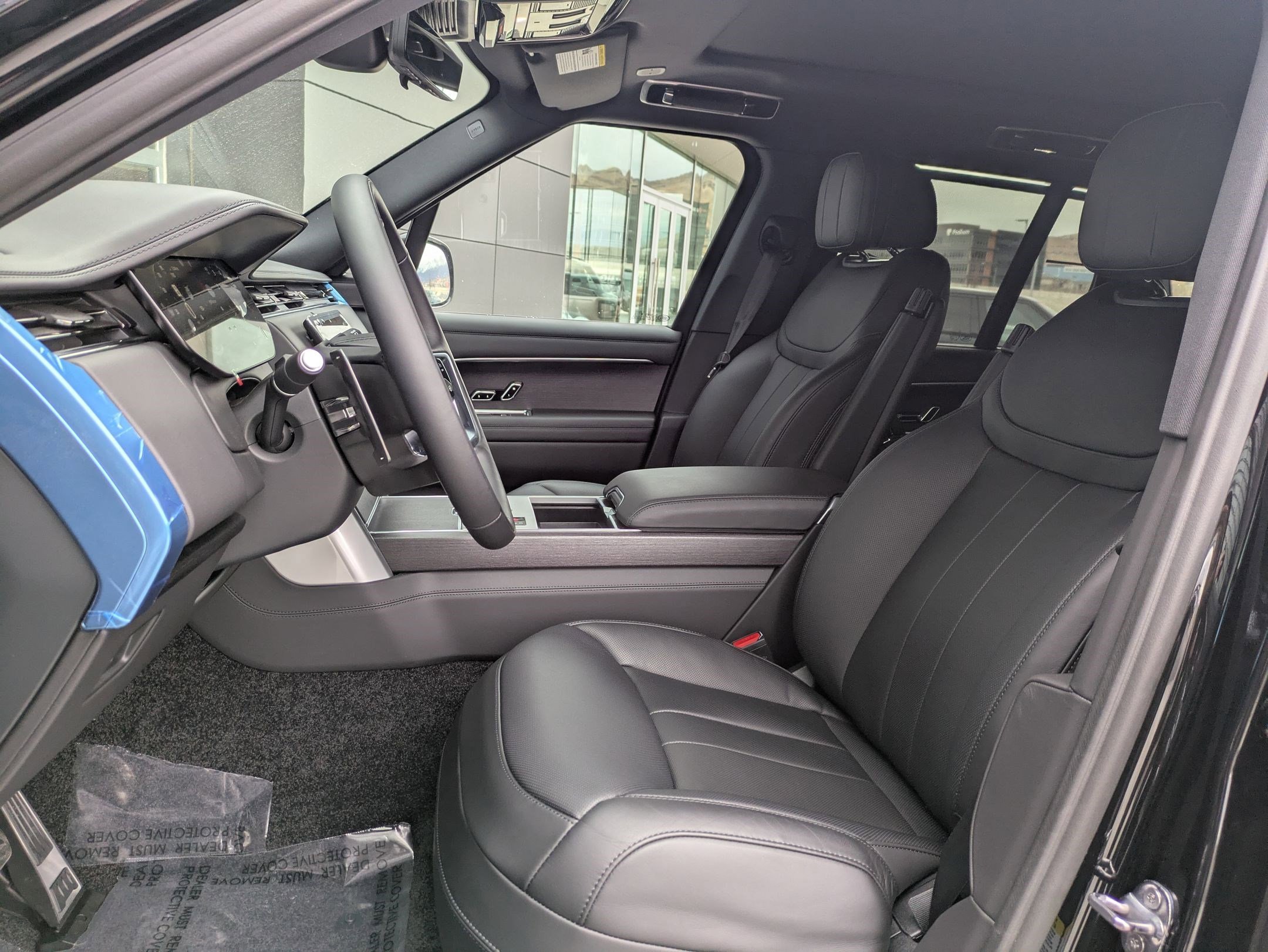 2026 Land Rover Range Rover SE - Photo 15