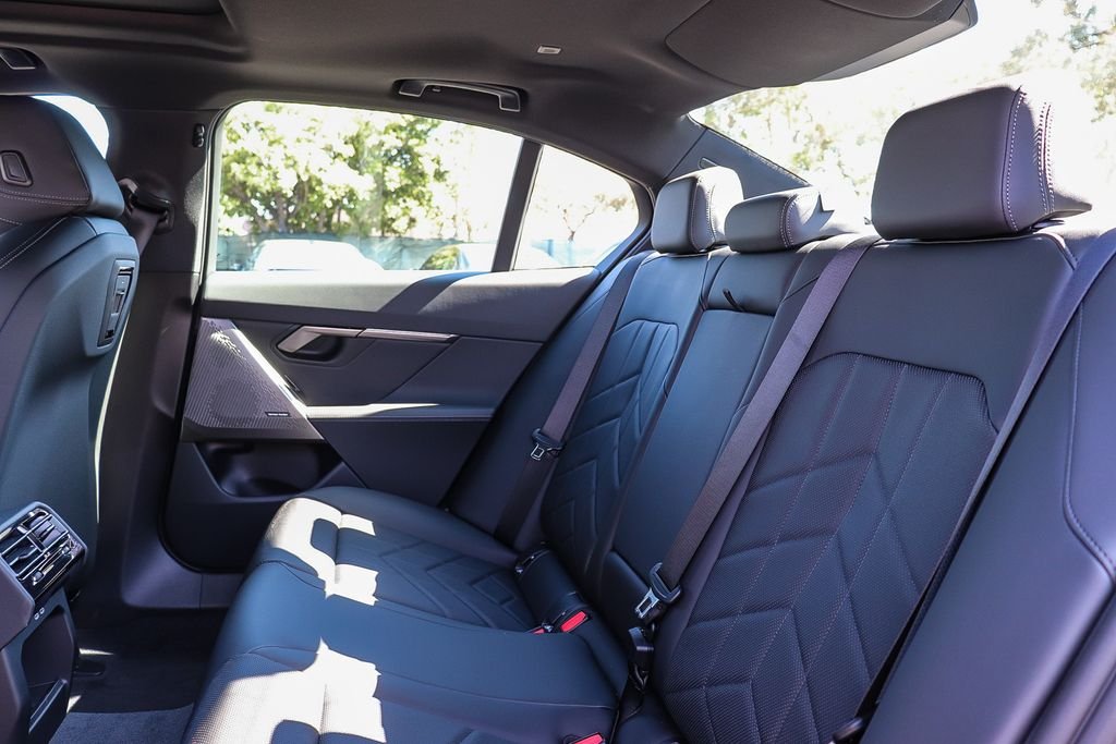 New 2027 Dark Graphite Metallic BMW 530i image 18