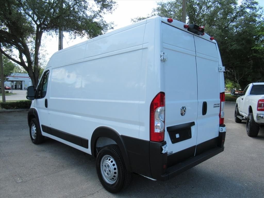 Used 2025 White Ram High Roof image 5
