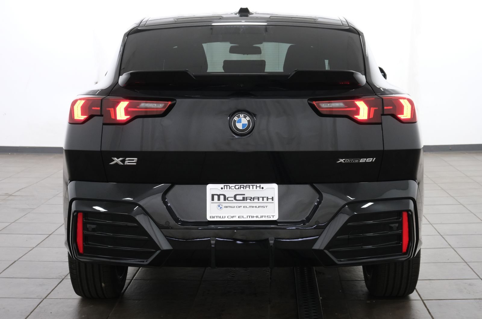 New 2026 Black Sapphire Metallic BMW xDrive28i image 5