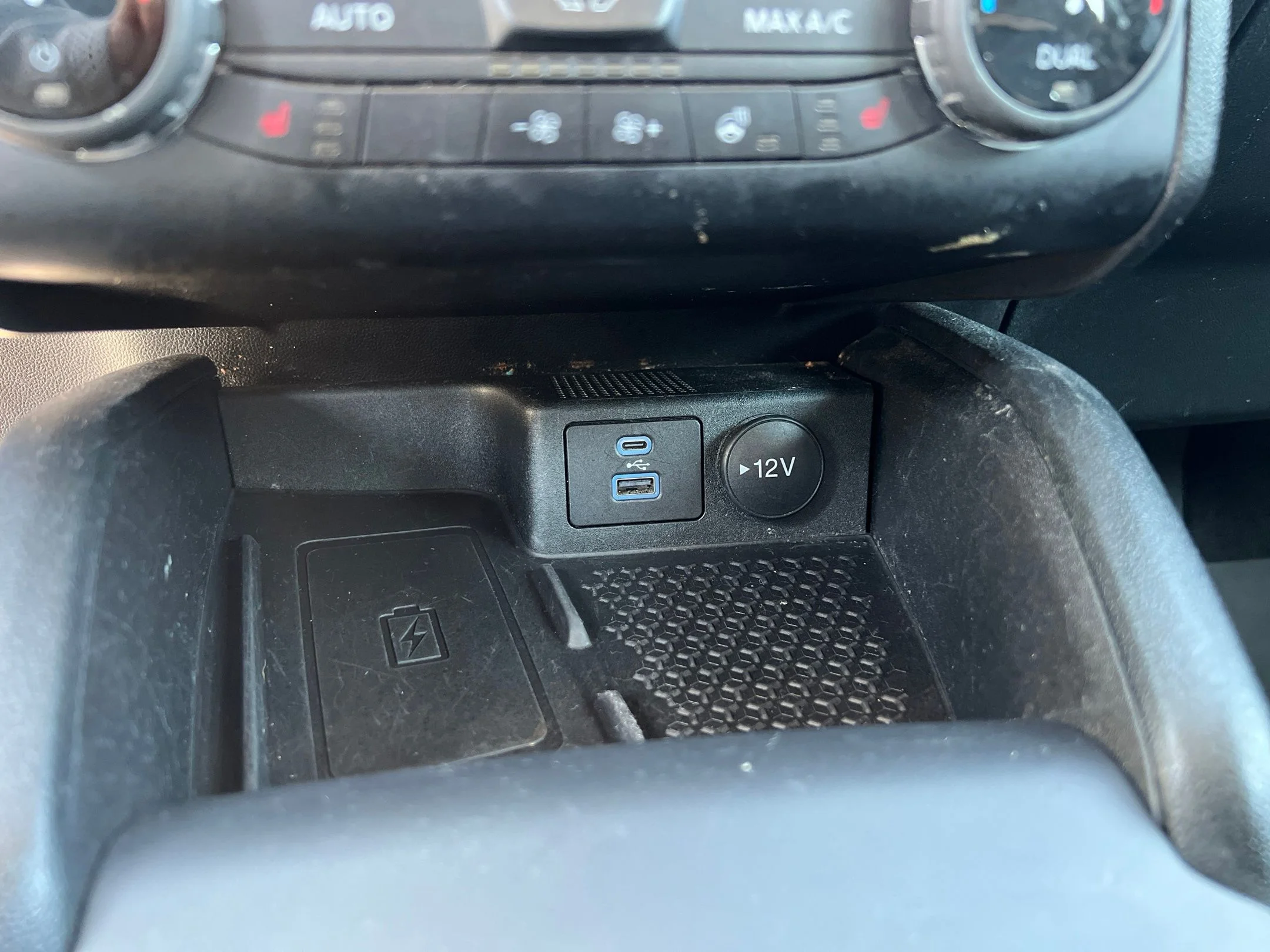 Used 2022 Gray Metallic Ford Outer Banks image 26