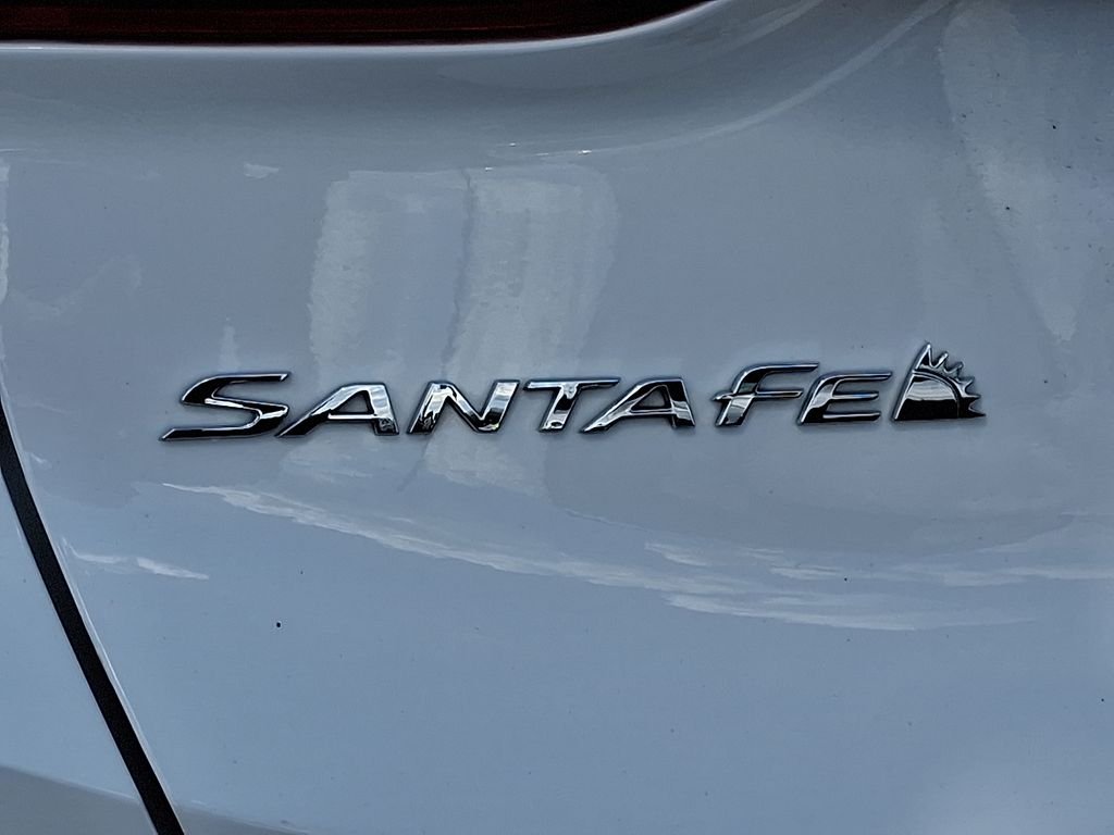 Used 2023 White Hyundai Calligraphy image 10