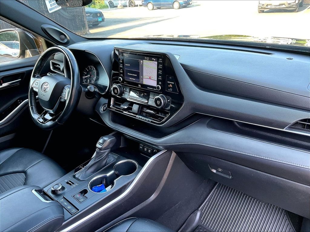 Used 2021 Blueprint Toyota XSE image 14