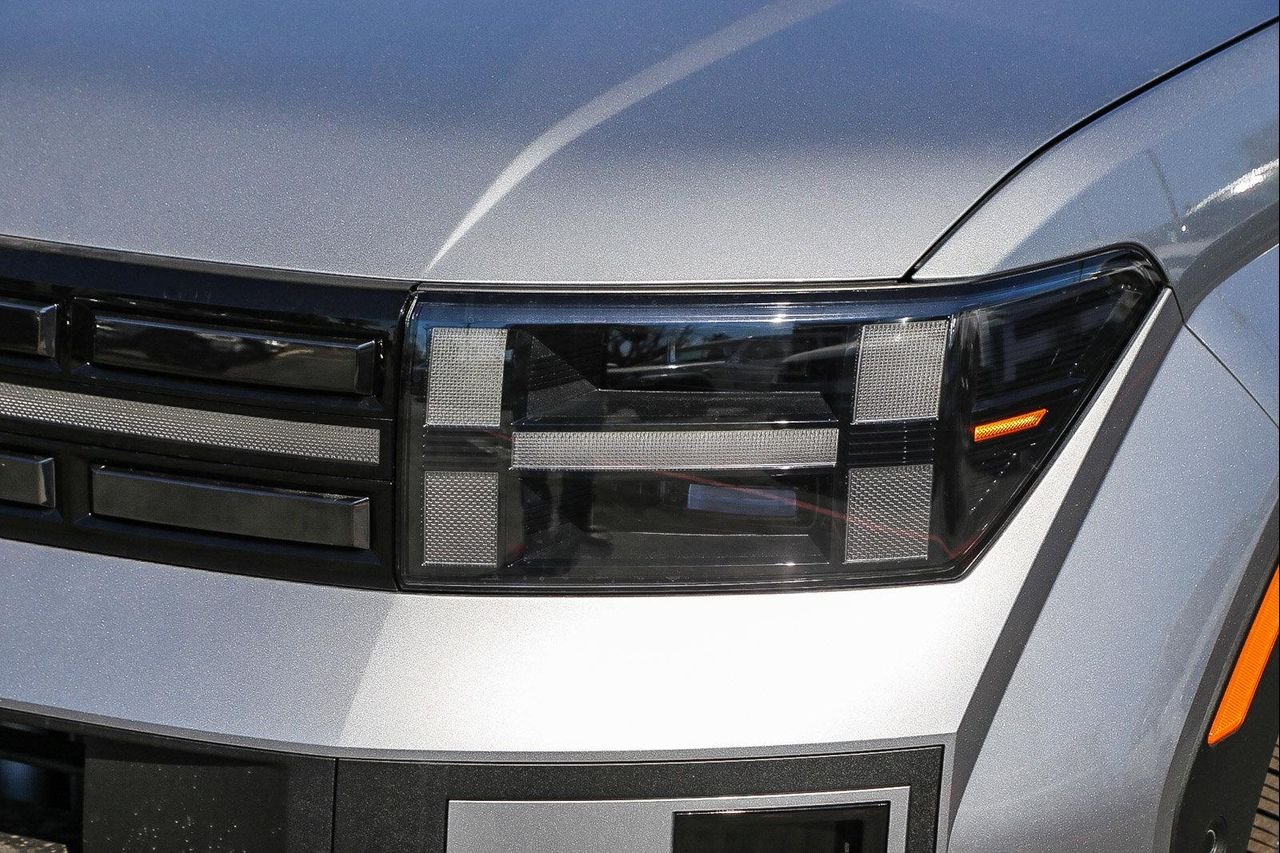 New 2026 Silver Hyundai Limited image 31